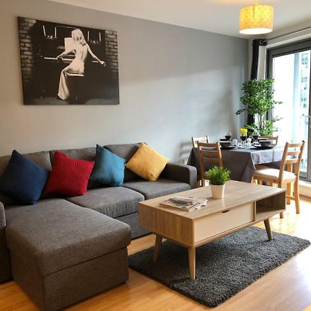 Ashleigh Two Bed Apartment In The Heart Of Watford Watford  Exterior photo