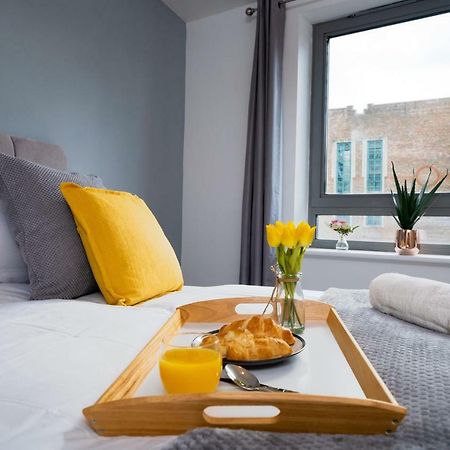 Ashleigh Two Bed Apartment In The Heart Of Watford Watford  Exterior photo
