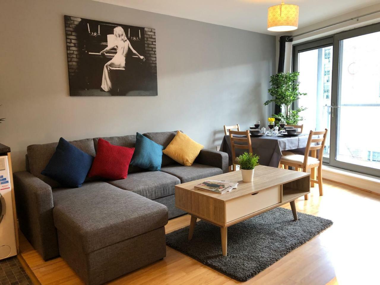 Ashleigh Two Bed Apartment In The Heart Of Watford Watford  Exterior photo