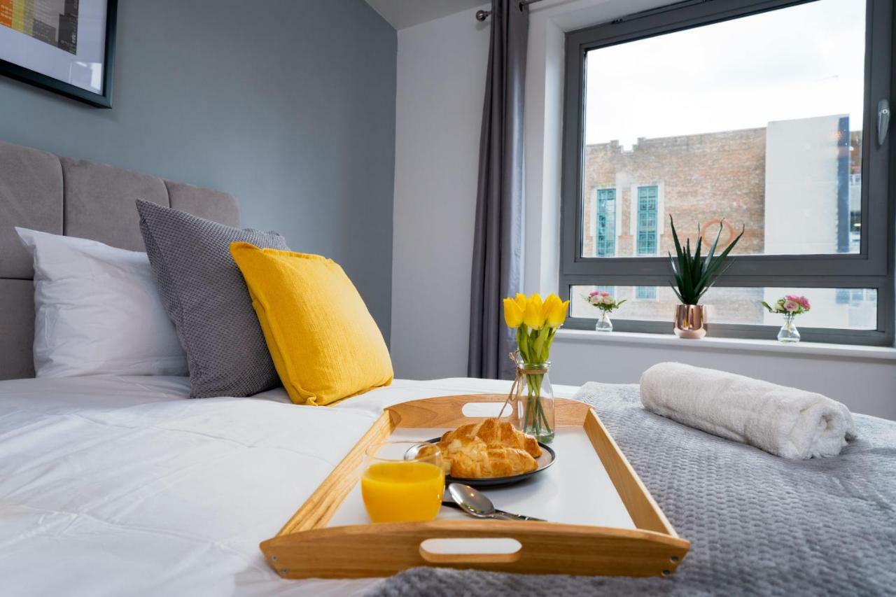 Ashleigh Two Bed Apartment In The Heart Of Watford Watford  Exterior photo